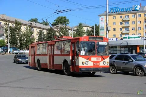 Троллейбус киров