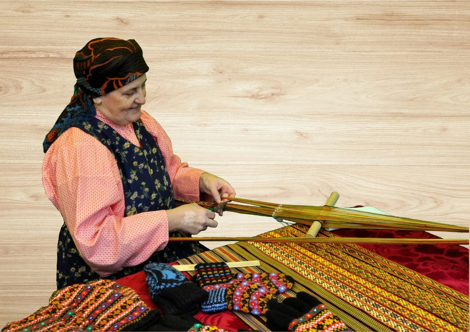 Умельцы уральцы. Добрянка коллектив прикамье. Ремесло крестьян. Цветень бажовский фестиваль. Ансамбль прикамье добрянка.