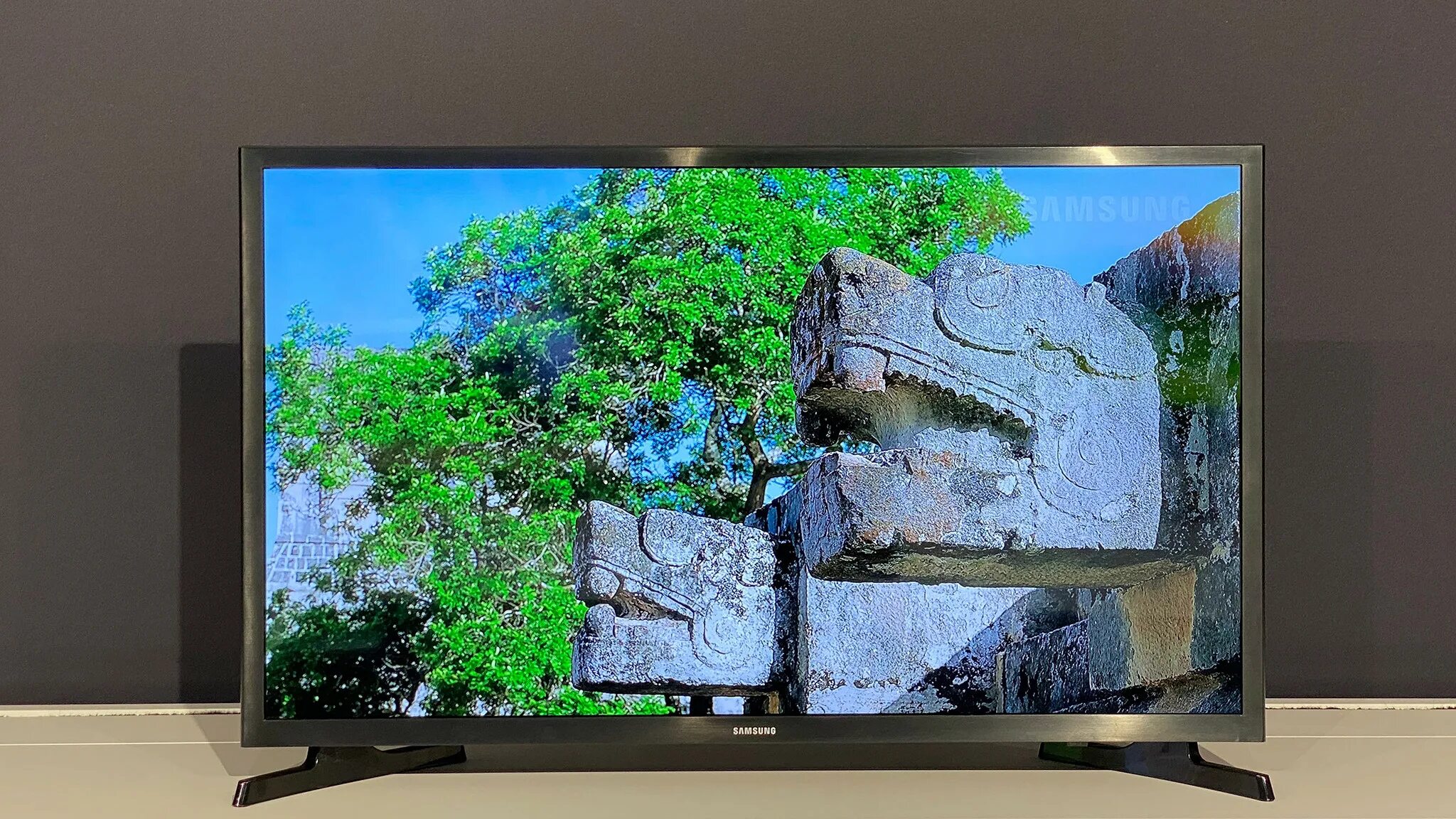 Андроид телевизор 2023. Samsung Smart TV 32 2023. Телевизор Samsung 2023 UHD. Телевизор Samsung ue32n4000 (New).