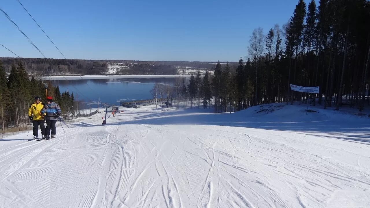 Горнолыжном курорте миловка. Плёс горнолыжный курорт Миловка. Миловка горнолыжный комплекс в Плесе. Горнолыжная база Миловка Иваново. Плес Миловка горные лыжи.