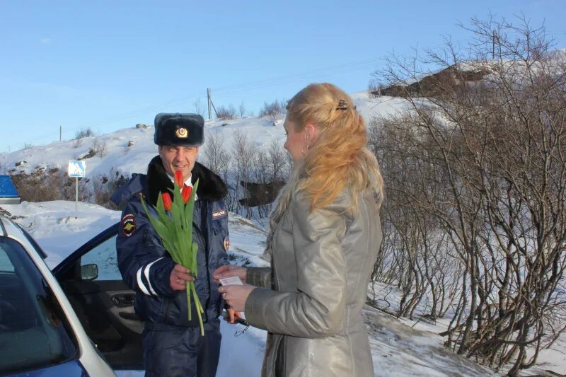 Сайт гибдд мурманск. Начальник ГИБДД зато Александровск Мурманской области. Зато Александровск Мурманской. Начальник ГИБДД зато Александровск Мурманской. ГИБДД зато Александровск Мурманской.