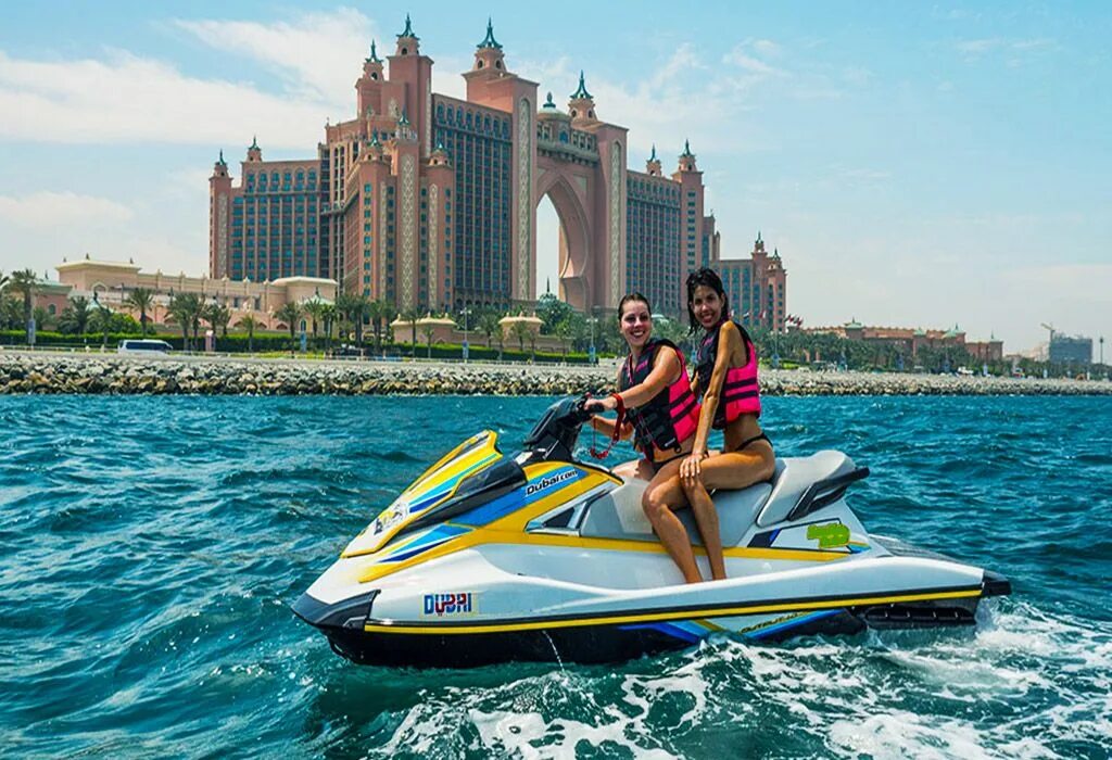 Ски Дубай. Jet Ski Dubai. Яхта Атлантис. Dubai. На водном мотоцикле в Дубае. Поездка в дубай на неделю