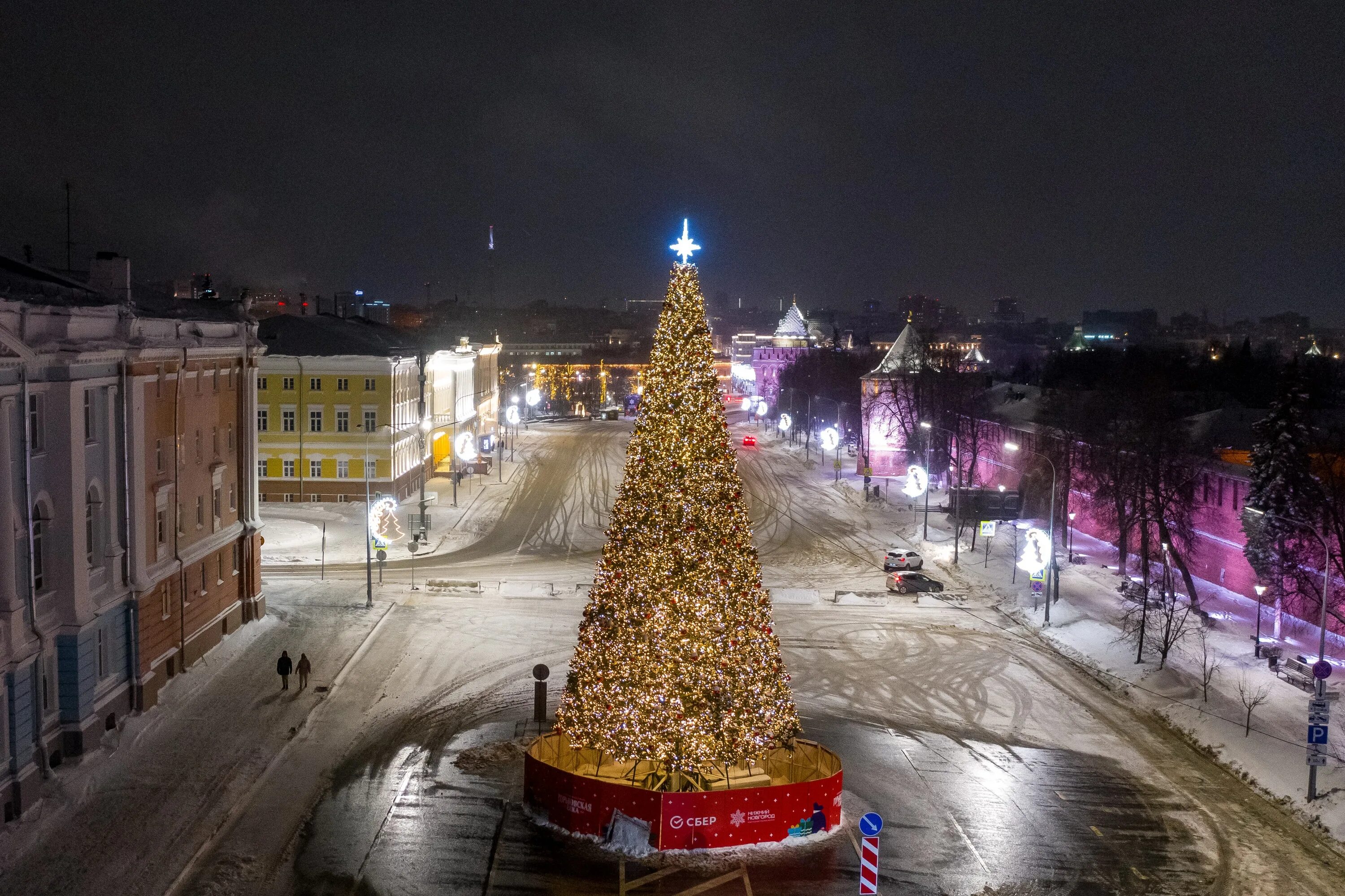 День города в нижнем в 2025 году. Нижний новгород 2025. нижний новгород 2025. нижний новгород новый год. елка нижний новгород.