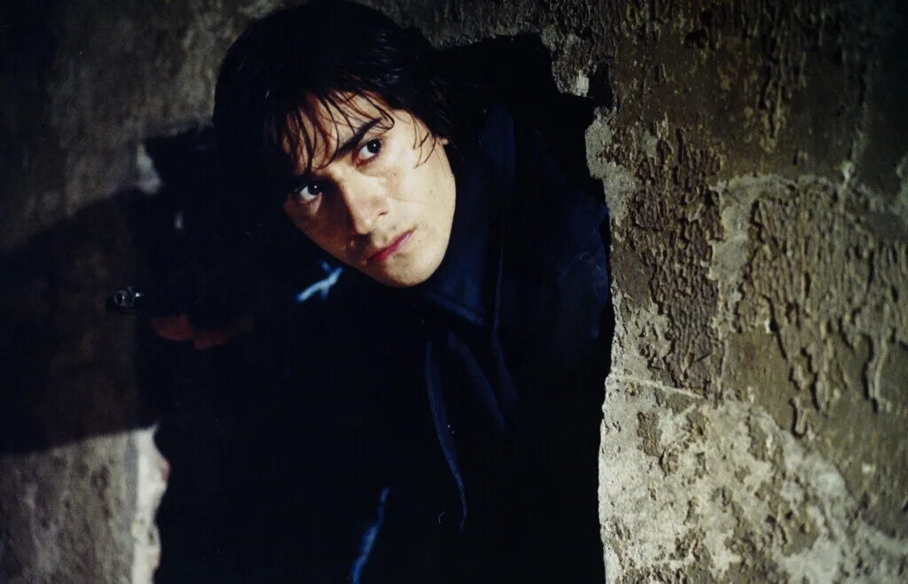 Джош из фильма ловец снов 2003. Разочарованы фильмом глаза песня. Фильм долина разочарования. Земфира в молодости. Гори гори ясно brightburn 2019.