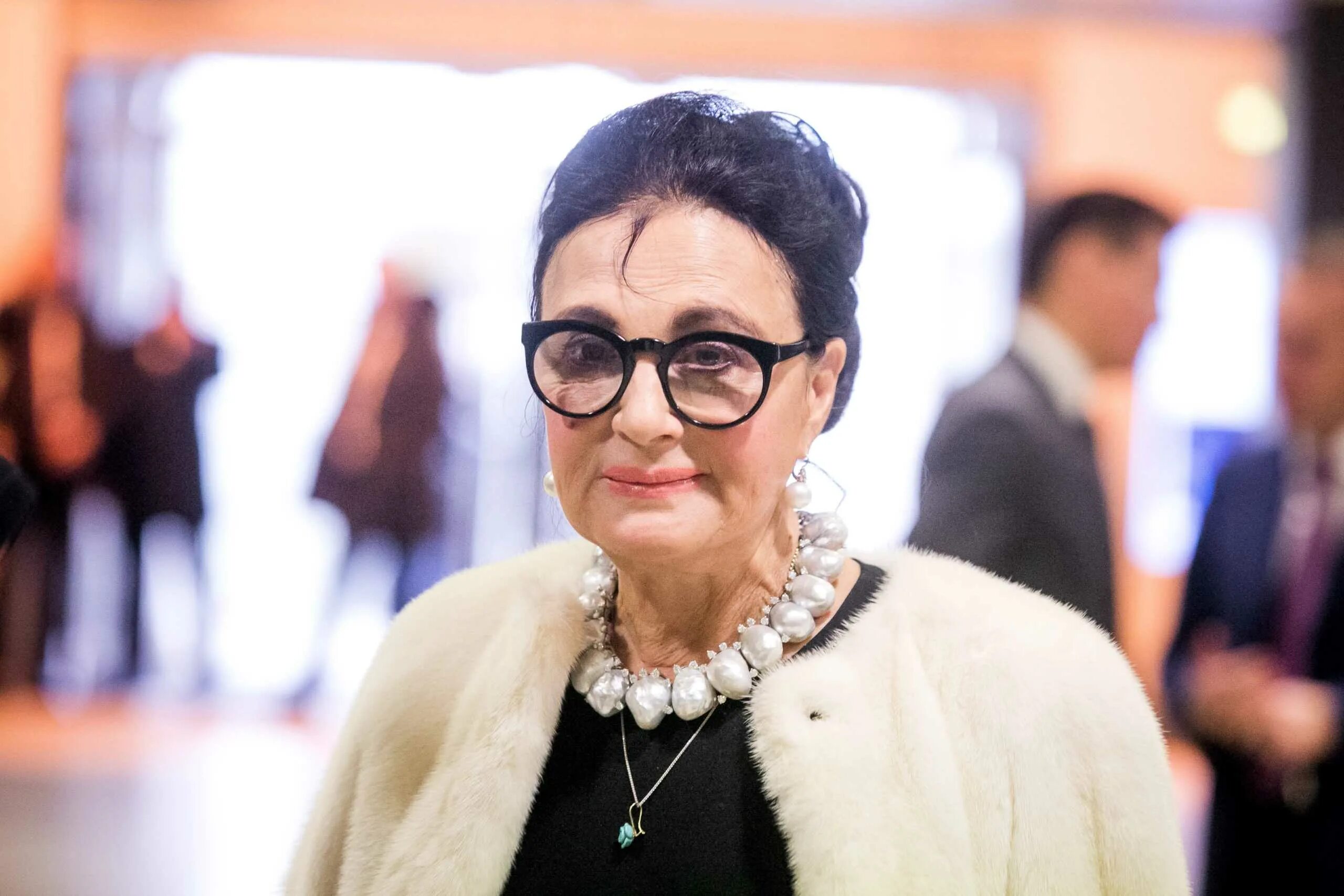 Почему винер. Алишер усманов и винер. Почему винер. Муж ирины виннер. Муж ирины винер алишер усманов.