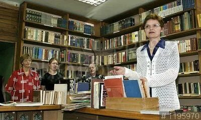 Букинист литейный. Библиофил лиговский пр 120. 89. Спб лиговский проспект магазин библиофил. Библиофил лиговский.