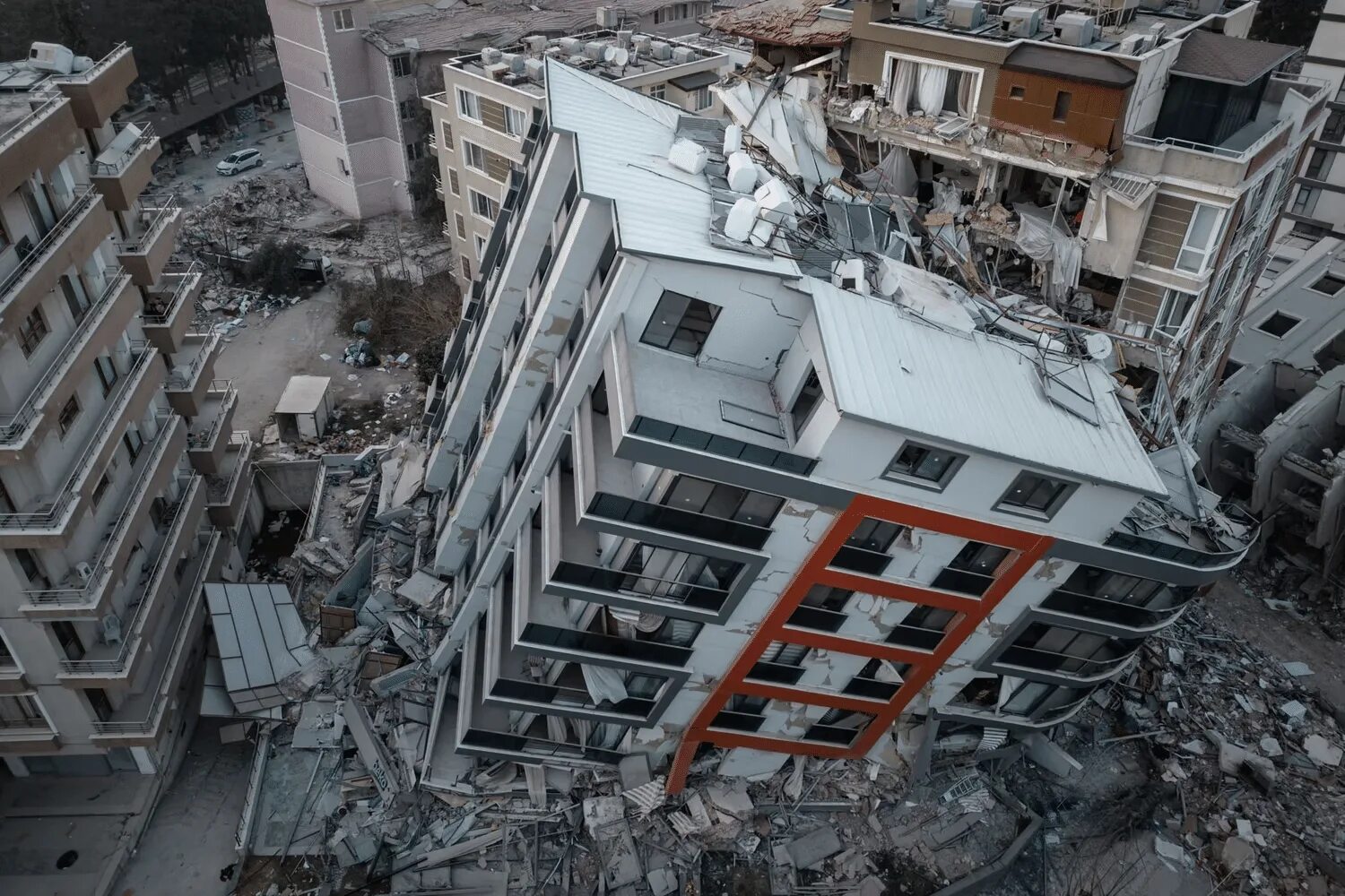 Реальные землетрясения. Землетрясение в Турции 2023. Землетрясение фото. Турецкое землетрясение 2023.