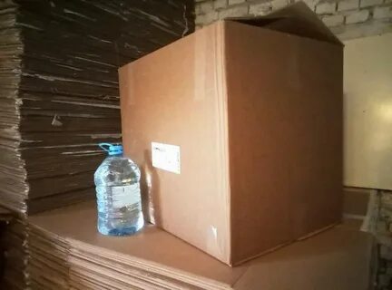 80 больших коробок