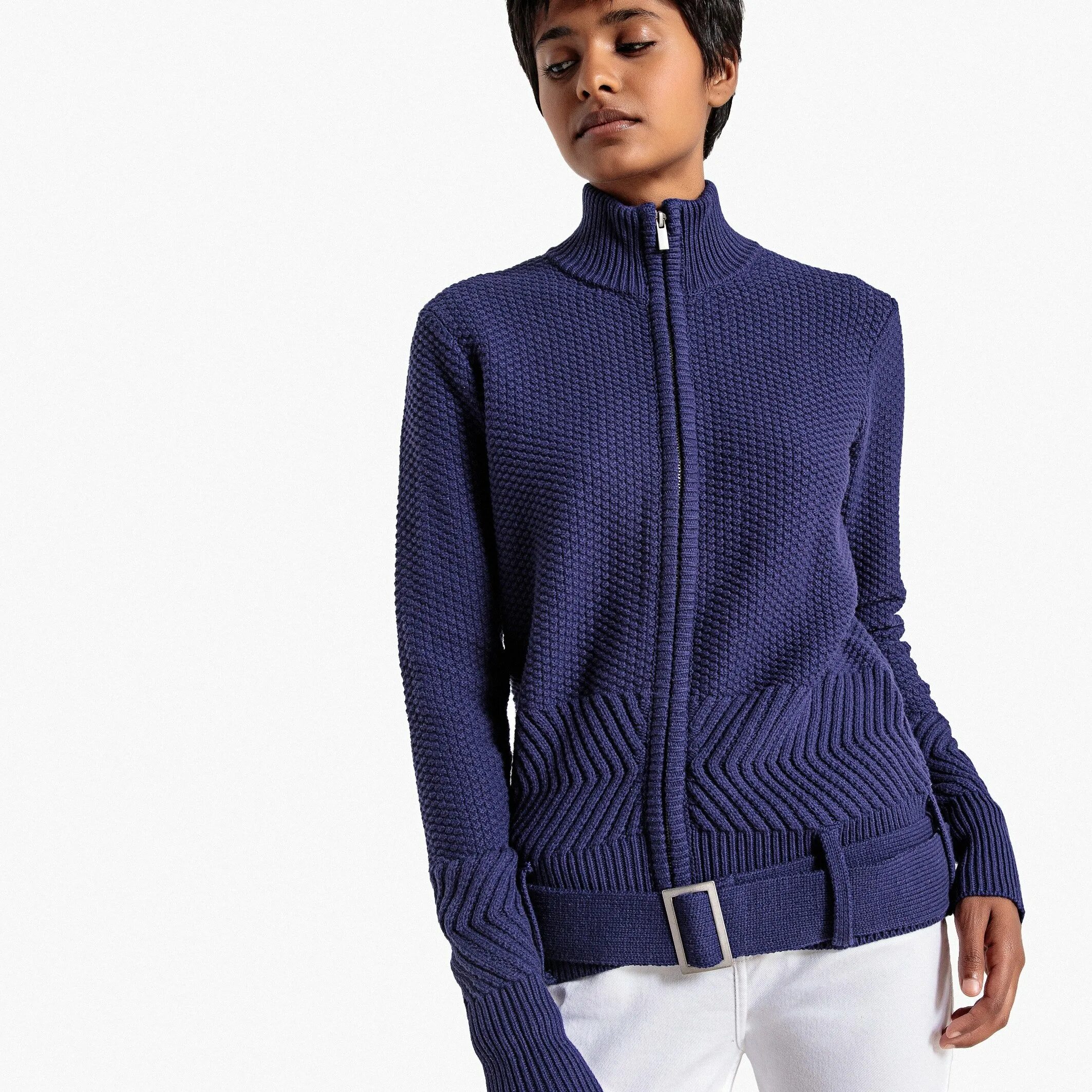 Свитер с молнией на воротнике. Джемпер мужской на молнии. Кофты мужские модные. Свитера мужские регуляр фит. Джемпер на молнии с воротником стойкой solomon 395643.