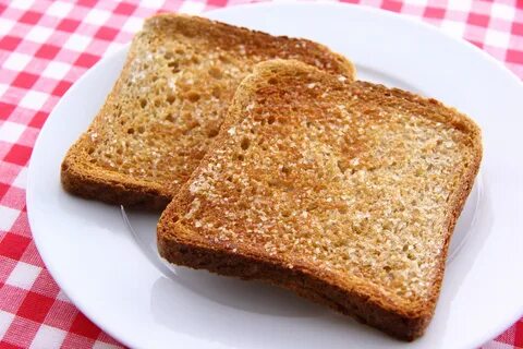 Жареные куски хлеба