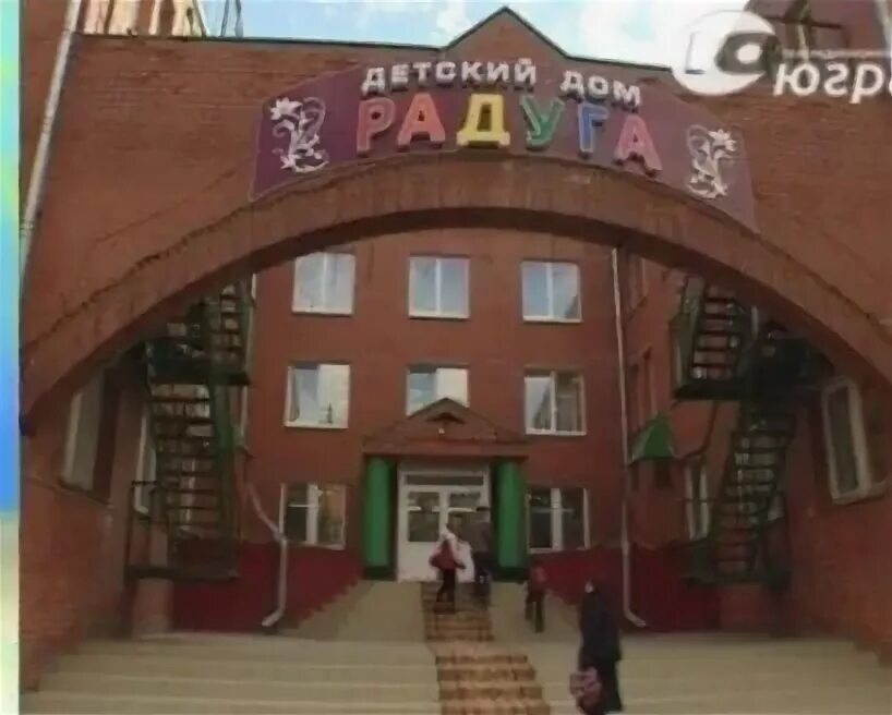 В России 270 000 выпускников детских домов, несмотря на закон, не обеспечены сво