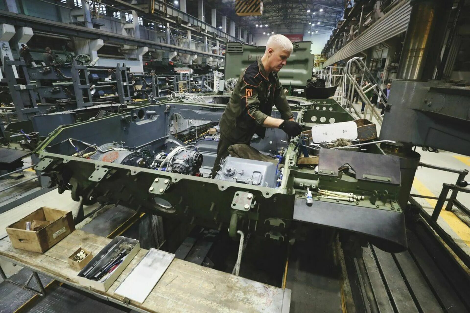 Танковый завод на урале. T-72 урал. Танк 72б3. Завод в нижнем тагиле уралвагонзавод. Т 72 производство.