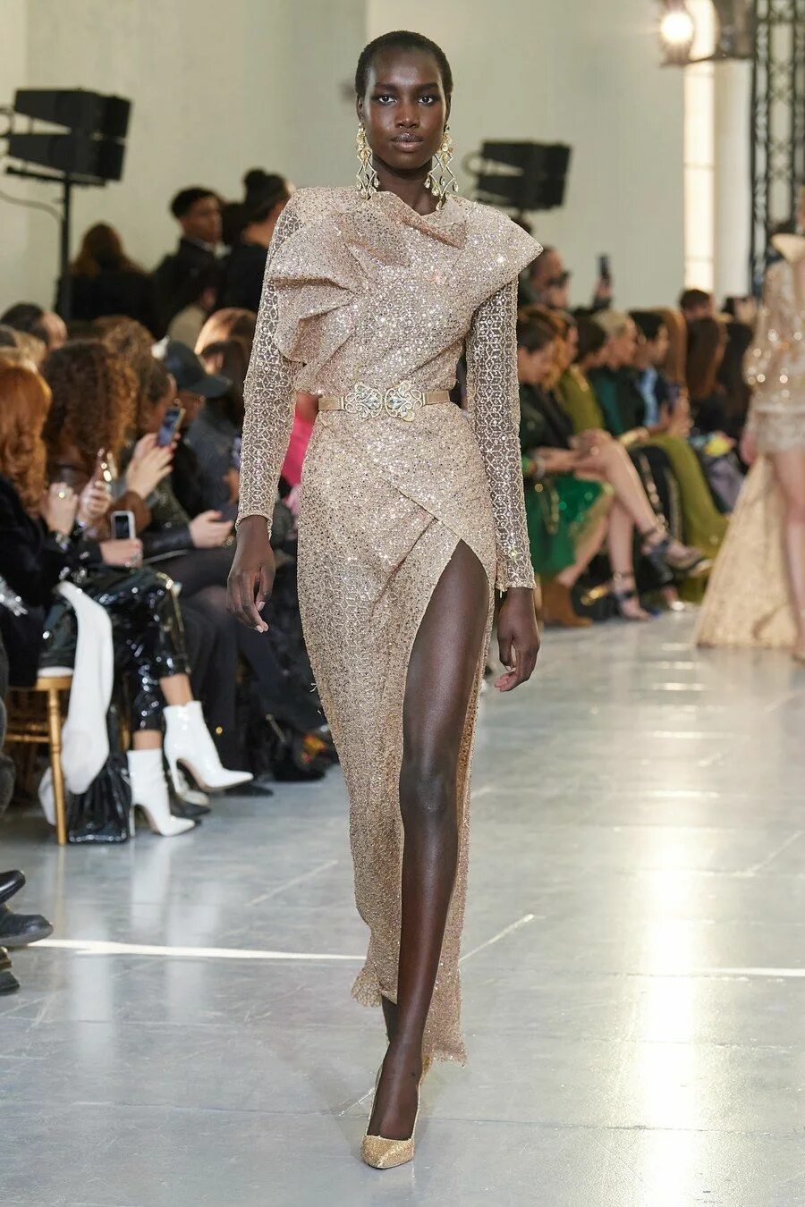 Мода 2023. Elie Saab платья 2020. Коллекция Эли Сааб лето 2022. Elie Saab коллекция 2020-2021. Elie Saab 2020 Весна лето.