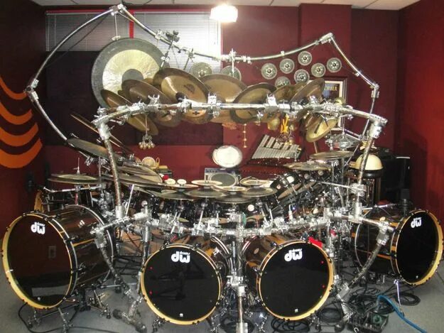 Tama in the grass Drums, Drum kits, Vintage drums