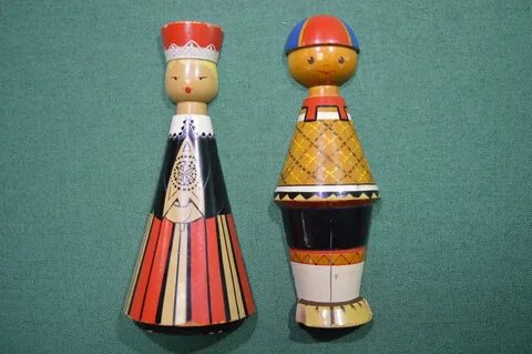Фигурки в национальных костюмах
