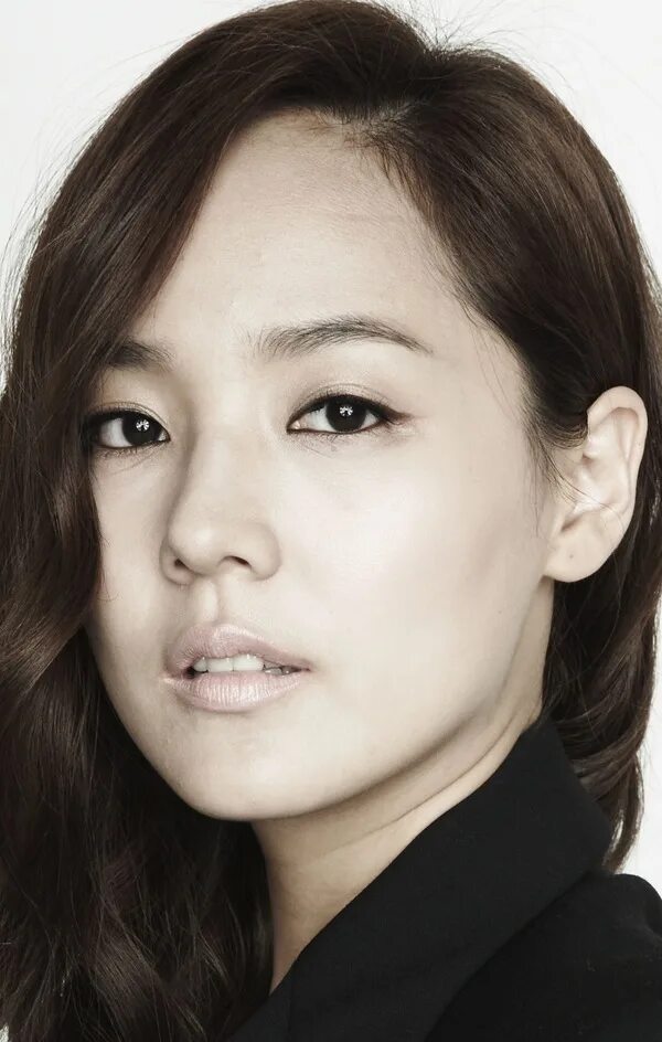 Jeong yoo jin delicious flight. Eugene jung. Kim yoo jin. Чон ю-джин. Ю чжин и ын.