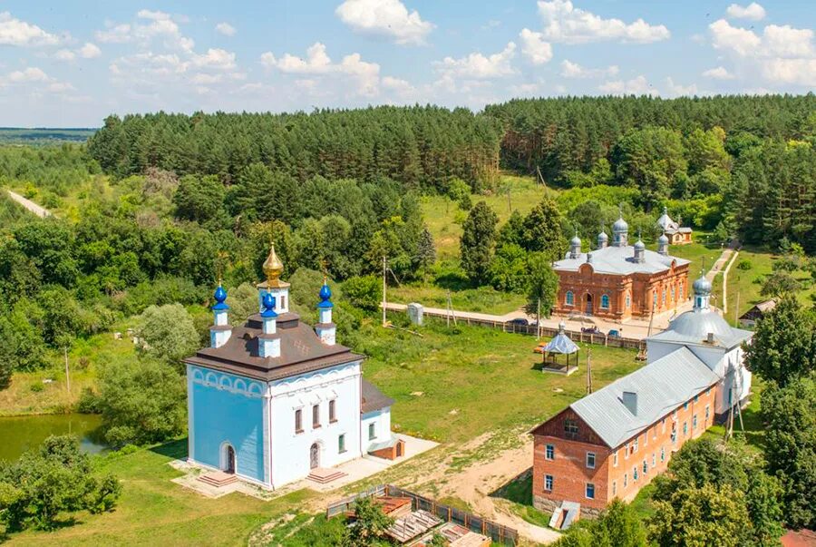 Жабынский монастырь тульская область. Свято-введенская жабынская макарьевская пустынь. Жабынский монастырь белев. Свято-введенский макарьевский жабынский монастырь. Жабынский монастырь белев.