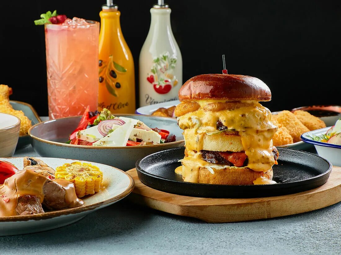 Сб бургер спб. Бургер на невском. Sb burgers. Соболев бургер спб. Sb burgers, санкт-петербург королева 65.