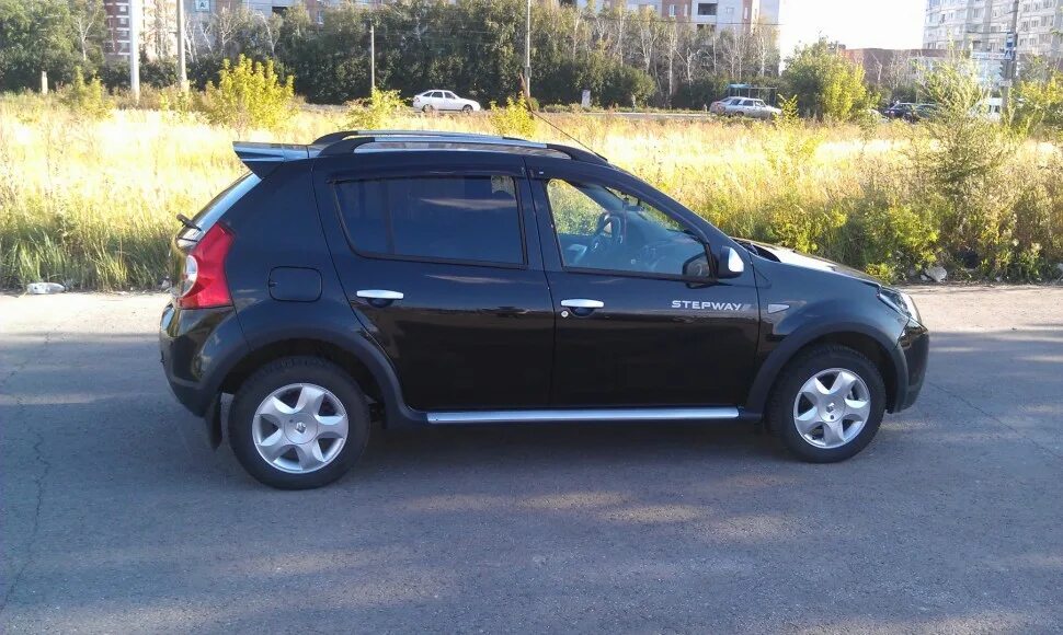 Карт тюнинг спойлер рено сандеро Спойлер, теперь я почти RS!.. =) Renault Sandero 2G, 1,6 л, 2014 года тюнинг D