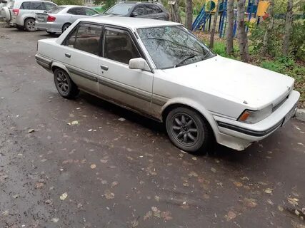 тойота 1987 года фото