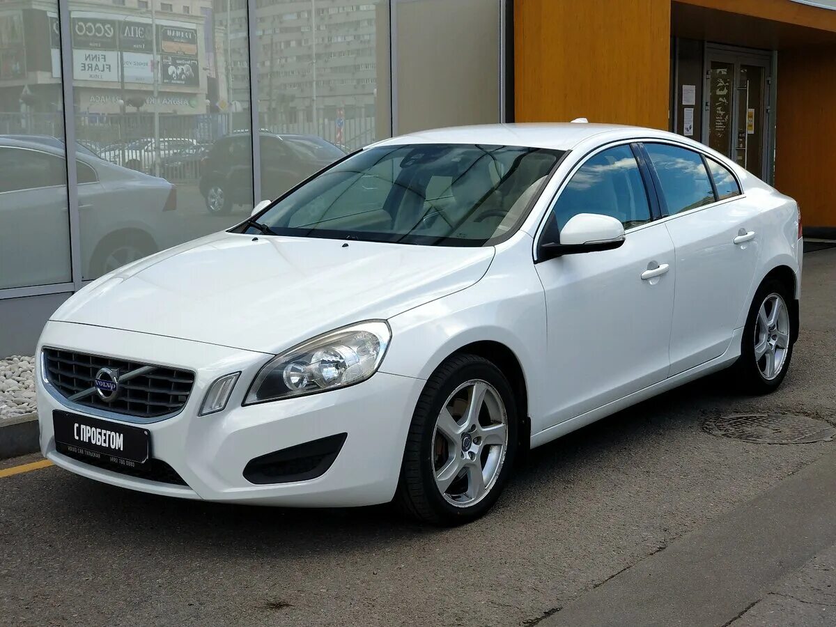 Volvo s60 2.0. Volvo s60 II. Volvo s60 белая. Вольво s60 белая. Volvo s60 2.5 2012.