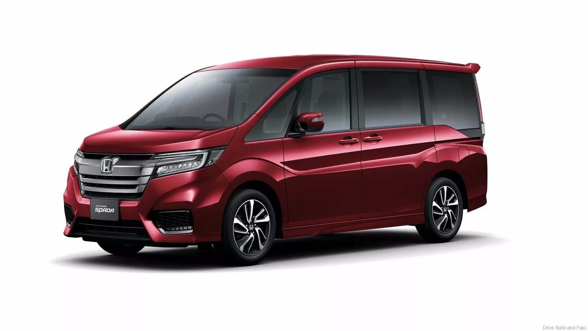 Honda Stepwgn 2017. Хонда степ WGN 2018. Хонда степ WGN спада. Honda Stepwgn spada. Step wagon