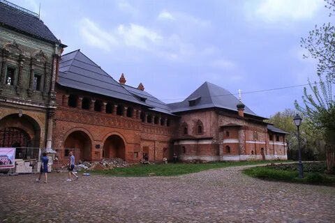 Крутицкое подворье адрес метро
