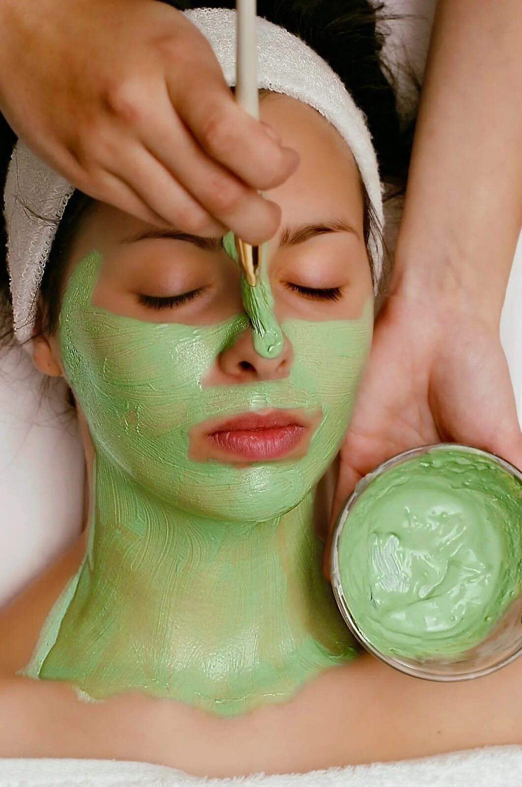 Mask spa. Маска для лица. Маска для лица косметическая. Спа для лица. Спа процедуры для лица.