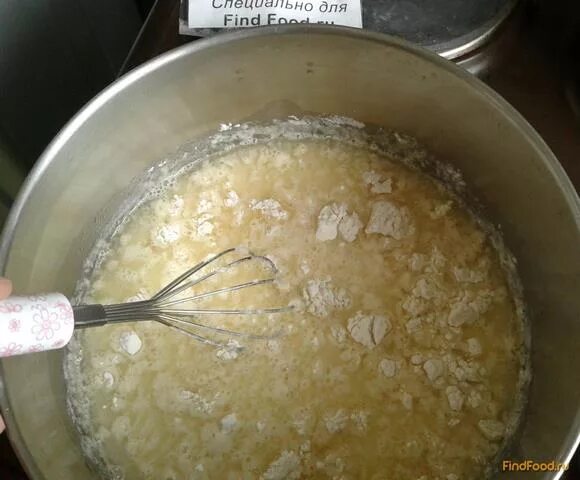 тесто на сыворотке. тесто на молочной сыворотке рецепты. тесто на молочной сыворотке. кефир и молочная сыворотка. тесто универсальное на кислом молоке.