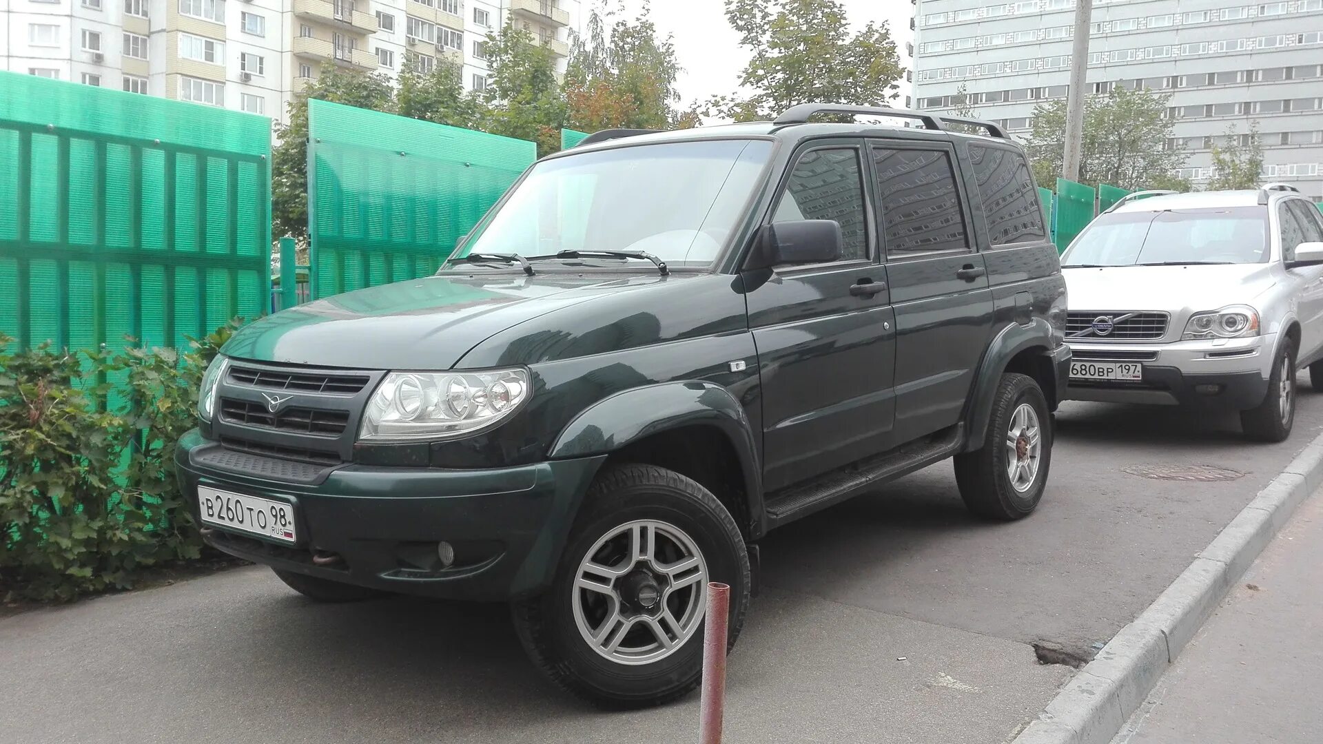 Автомобили патриот с пробегом. УАЗ Патриот 2008. УАЗ-3160 Патриот. УАЗ Патриот 2008 год гос. УАЗ Патриот и УАЗ 3160.