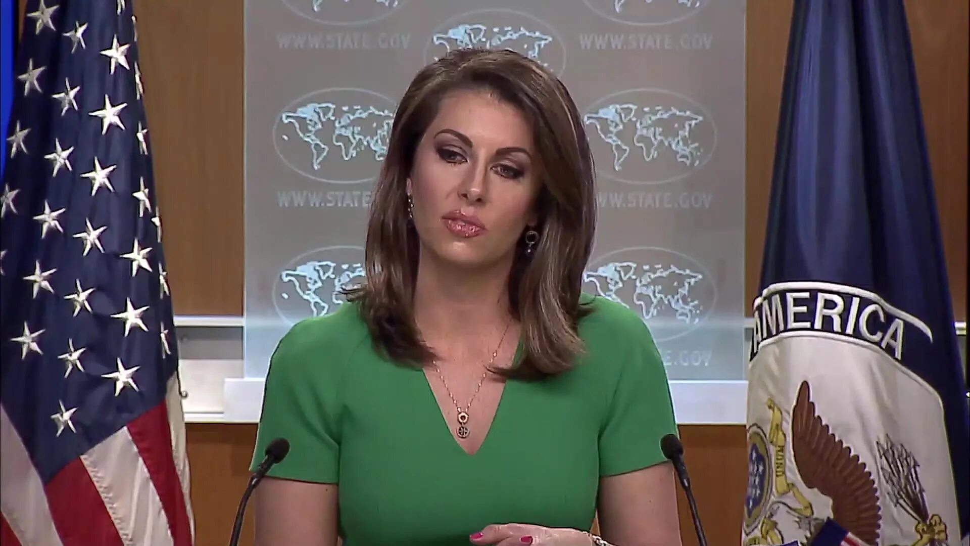 пресс-секретарь карин жан-пьер. нурланд пресс секретарь сша. пресс служба сша. псаки вашингтон. хизер нойферт госдеп.