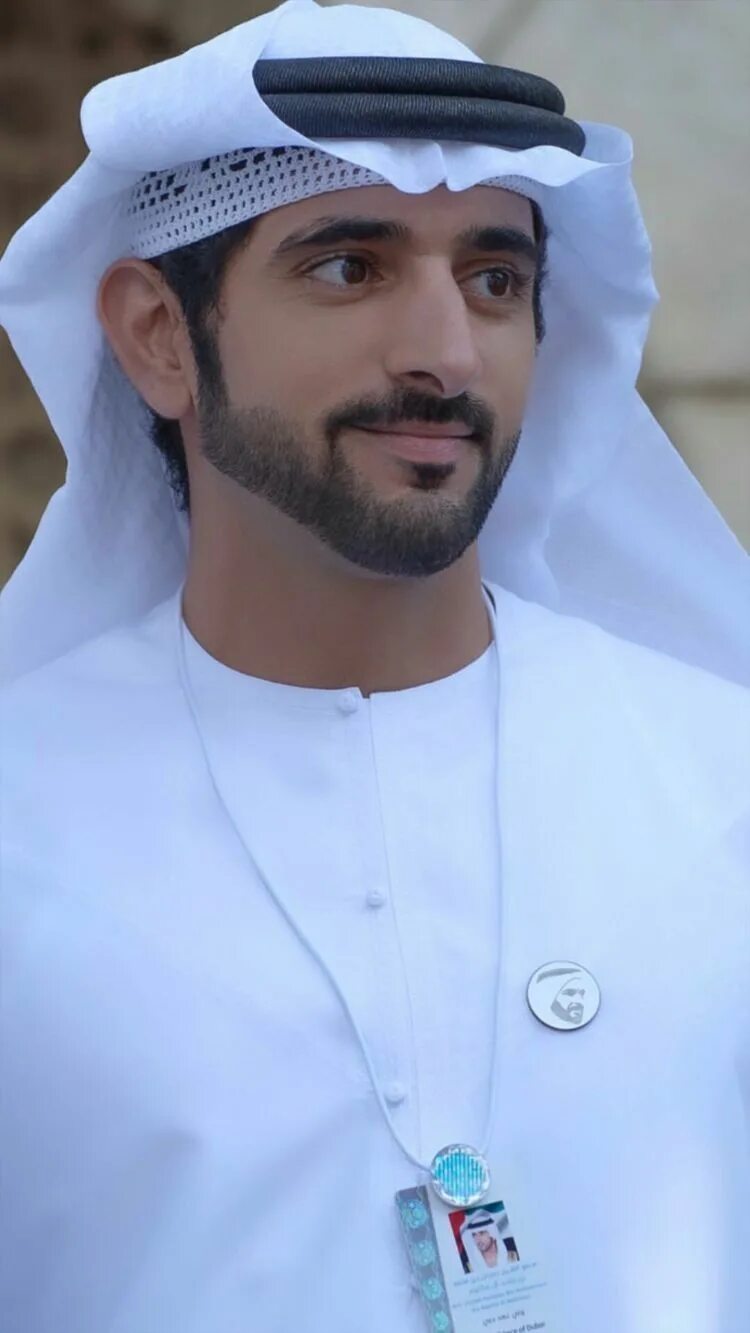 Дубайский шейх. Аль Мактум принц. Хамдан Аль Мактум 2020. Шейх Хамдан Бин.