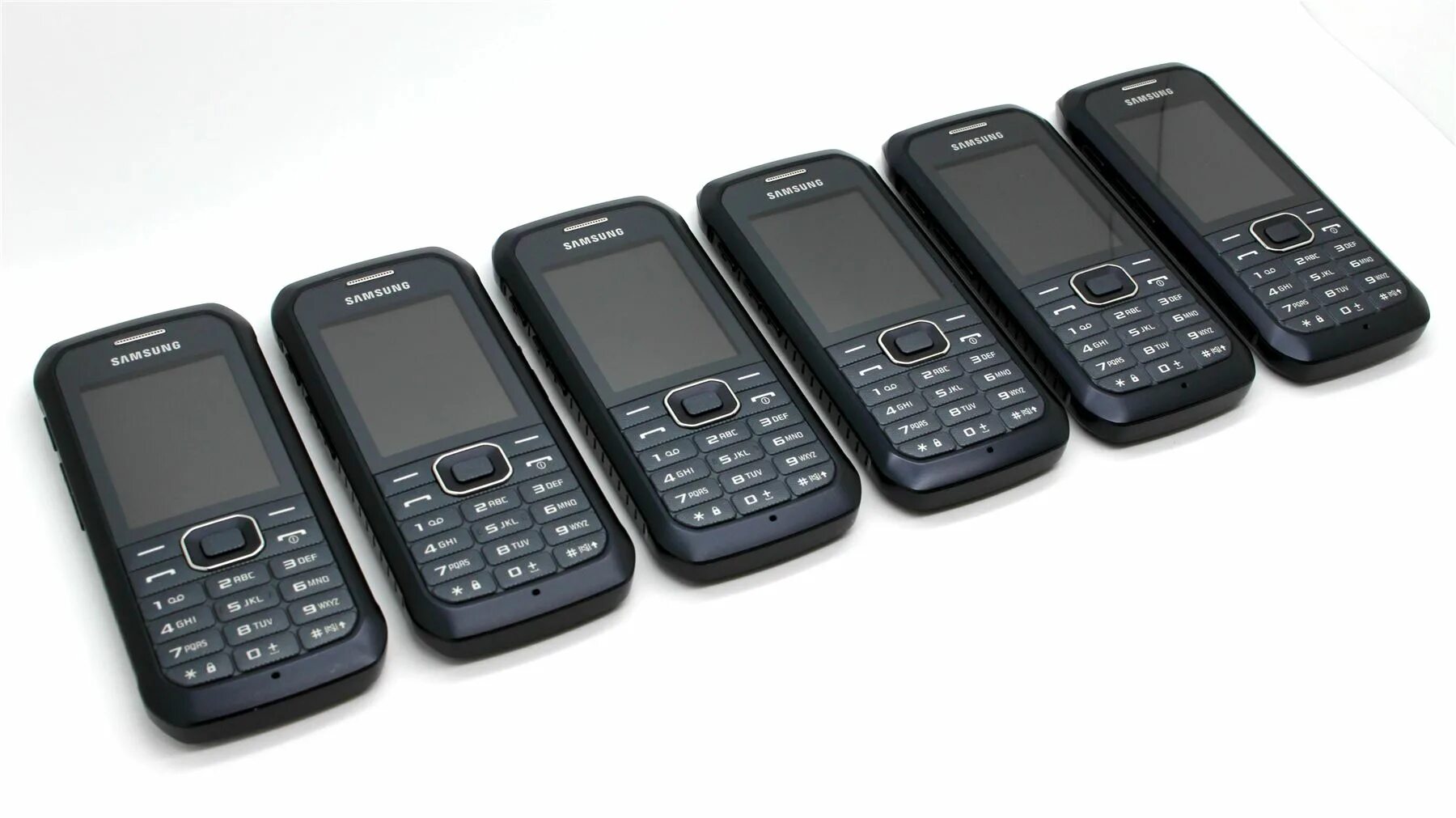 Samsung b2700. Самсунг иксковер. Samsung b550 музыкальный центр. Samsung xcover 550. Samsung b550.