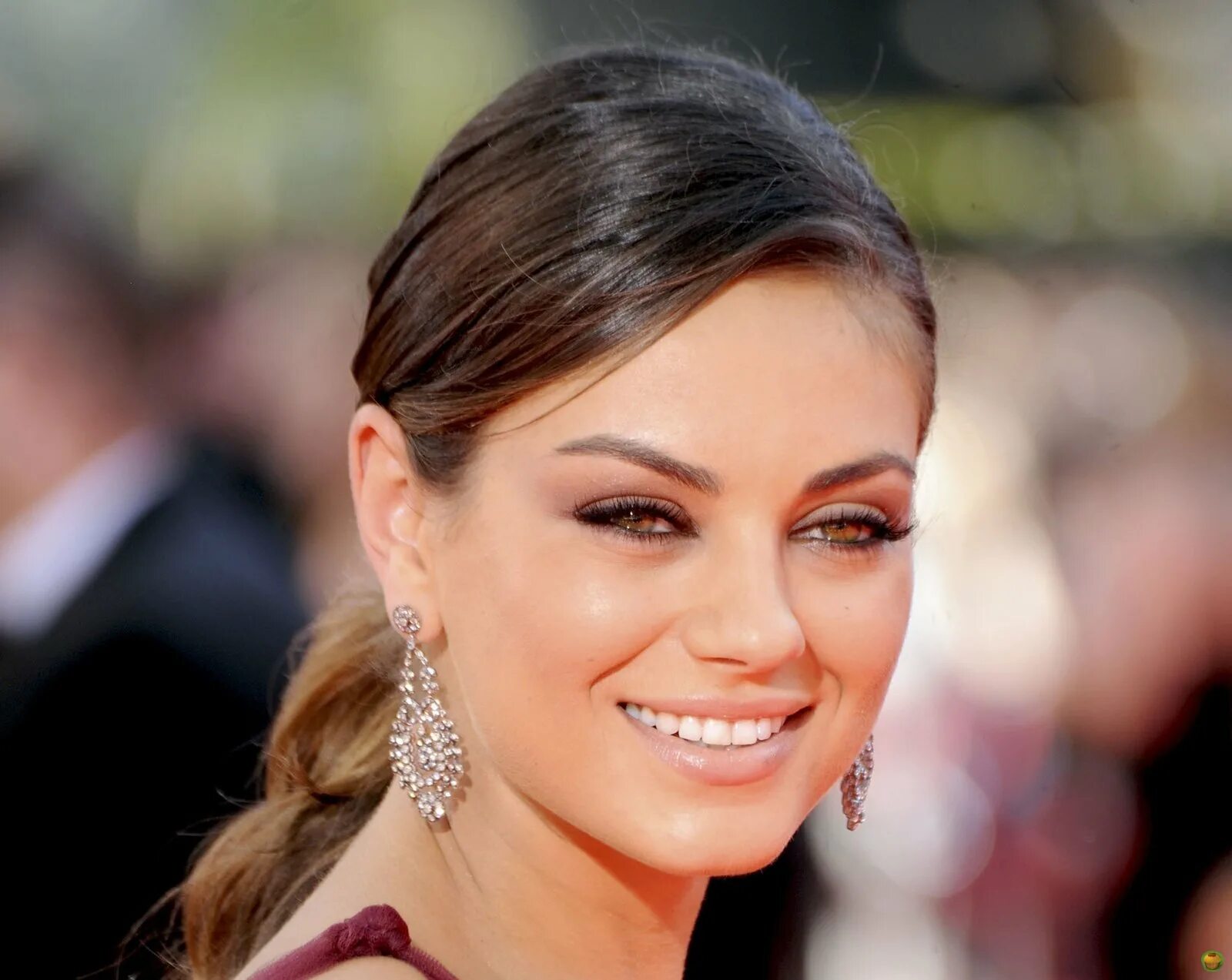 Привлекательные красивые женщины. Mila Kunis.