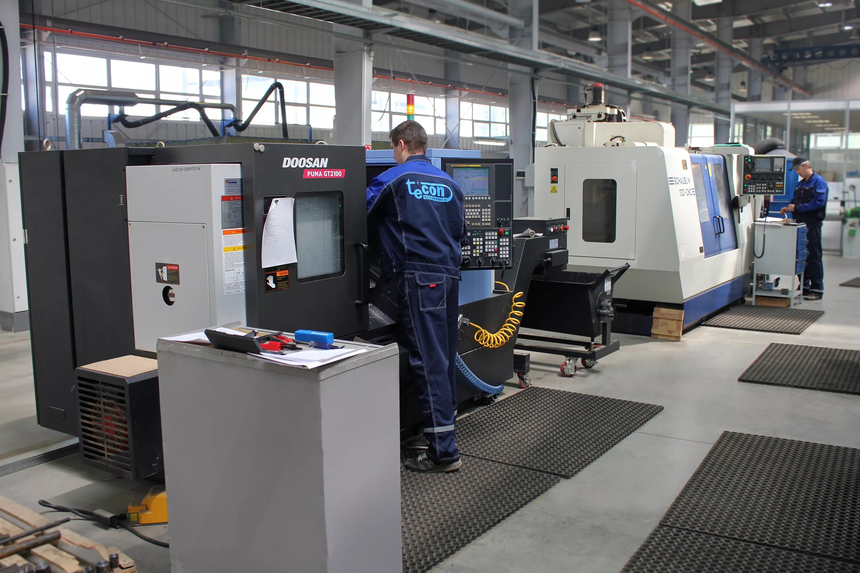 казанский завод точного машиностроения казань. завод точмаш казань. калинина». фирменный знак завода точмаш. казанский точного машиностроения.