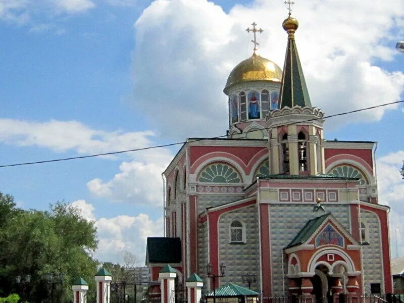 храм равноапостольных константина и. архитектор храма константина и елены в абакане. храм часовня абакан пушкина. храм святых равноапостольных константина и елены. градо-абаканский храм в честь равноапостольных константина и елены.