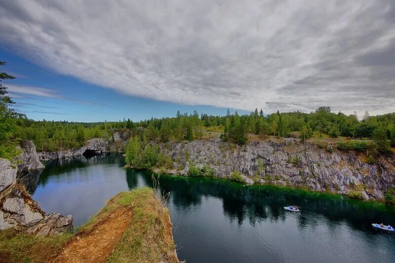 Рускеала карелия итальянский карьер. Карелия гранитный карьер парк рускеала. Мраморный карьер рускеала. Карьеры карелия работа. Карьеры карелия работа.