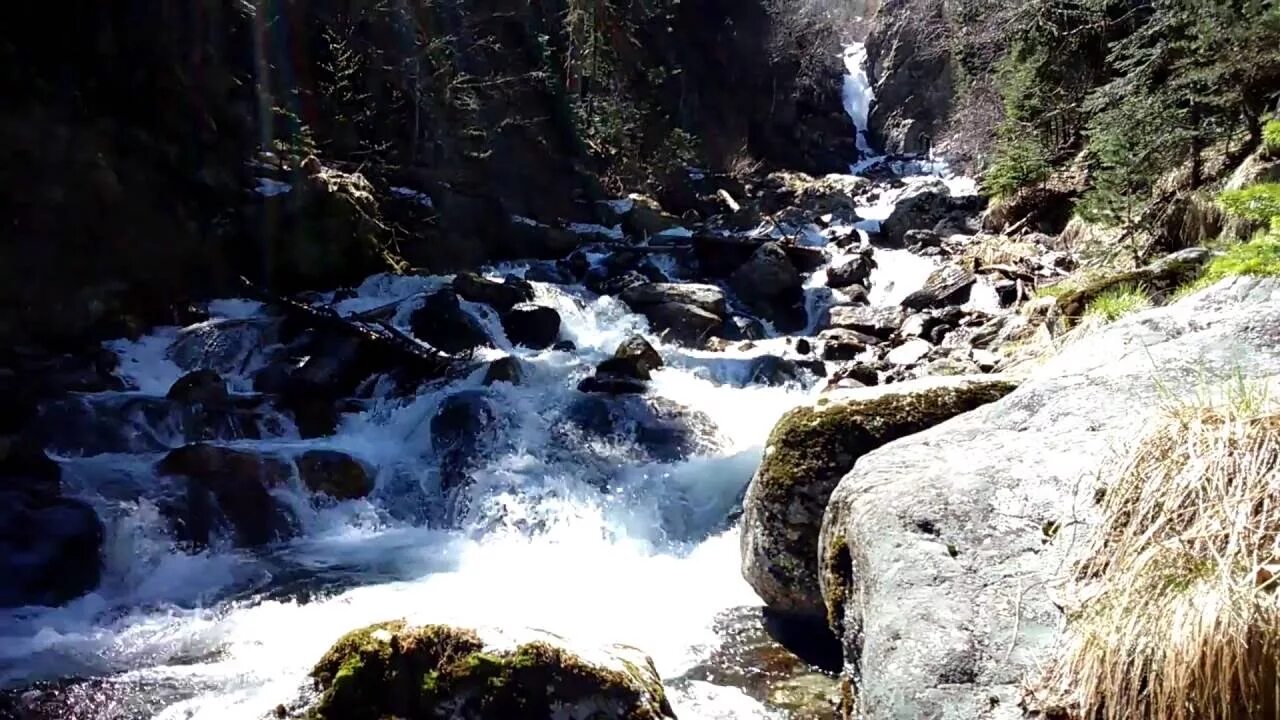 Карачаево черкесия маруха. Карачаево черкесская республика красоты природы. Карачаево-черкесская республика горы. Махар кчр. Карачаево-черкесская горы.