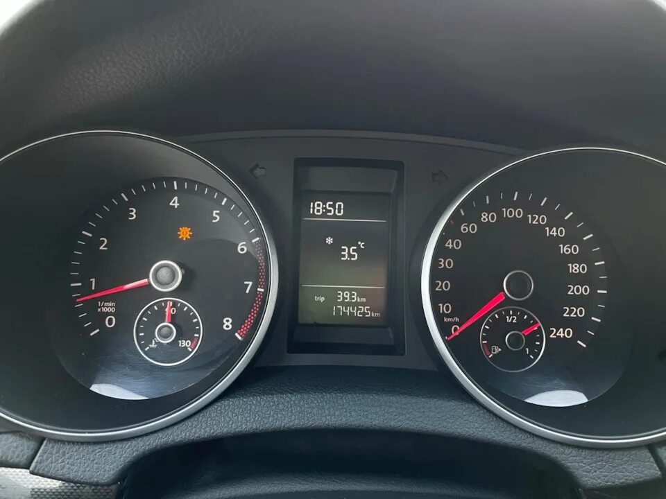 Как отключить приборную панель. Volkswagen crafter отключить панель приборов. фото приборов li9.
