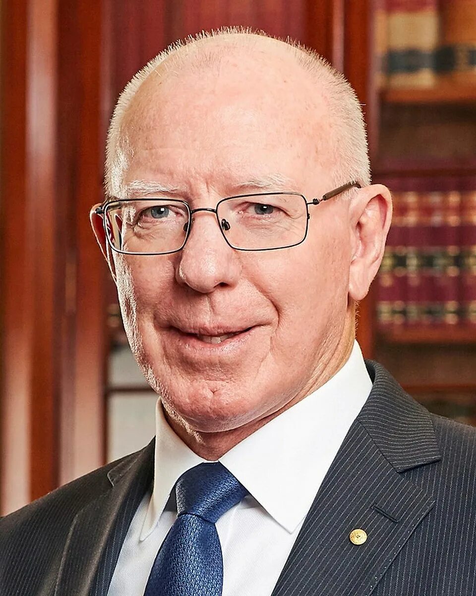 Художник дэвид уль (david uhl). Генерал губернатор австралии 2021. Дэвид харли. Дэвид хёрли. Дэвид хёрли.