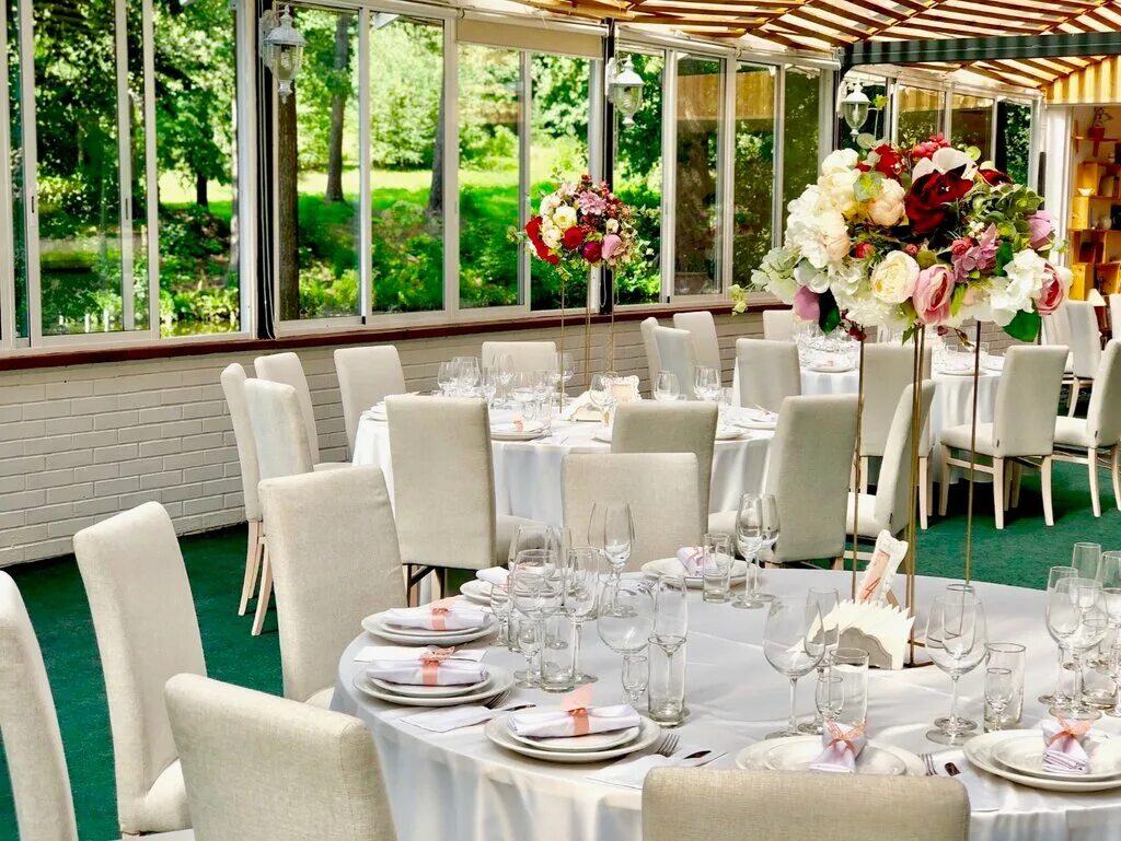 банкеты московская область. банкетный зал парк эдем ситне щелканово. ресторан монте кристо в марьино. елизавета камкино. воздвиженское банкетный зал.