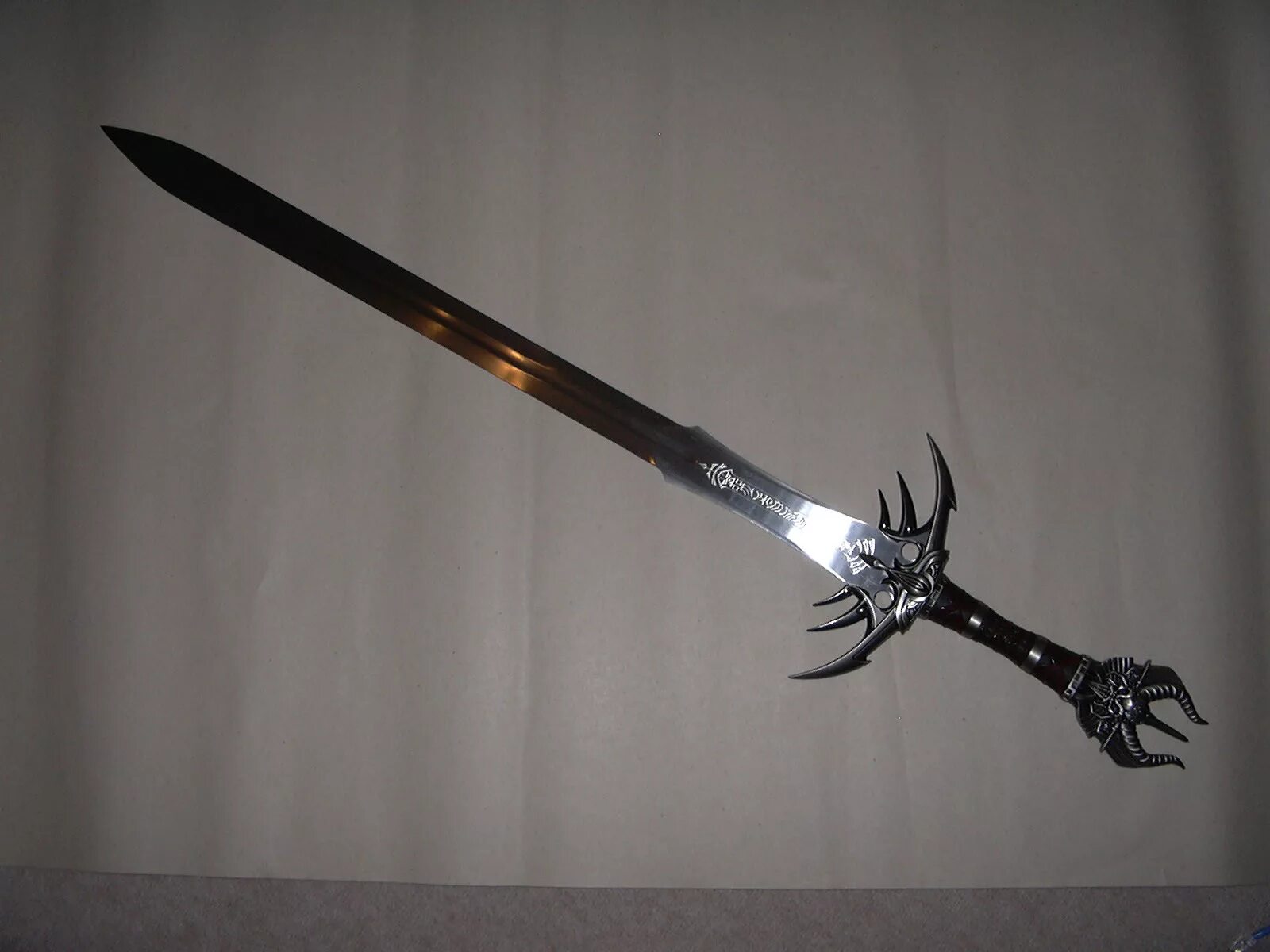 Royal Greatsword генешин. Демонический меч. Вампирский меч. Проклятый меч.