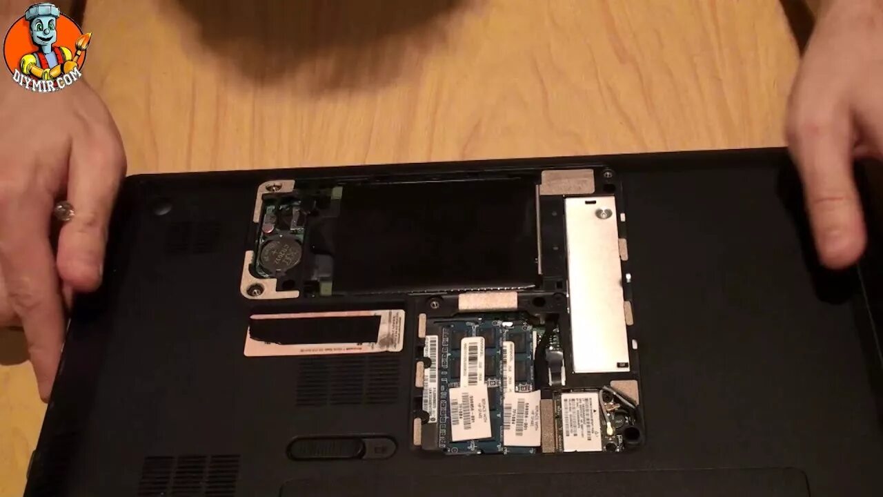 Как поменять батарейку в ноутбуке hp Замена LCD экрана в ноутбуке HP Compaq nc8430