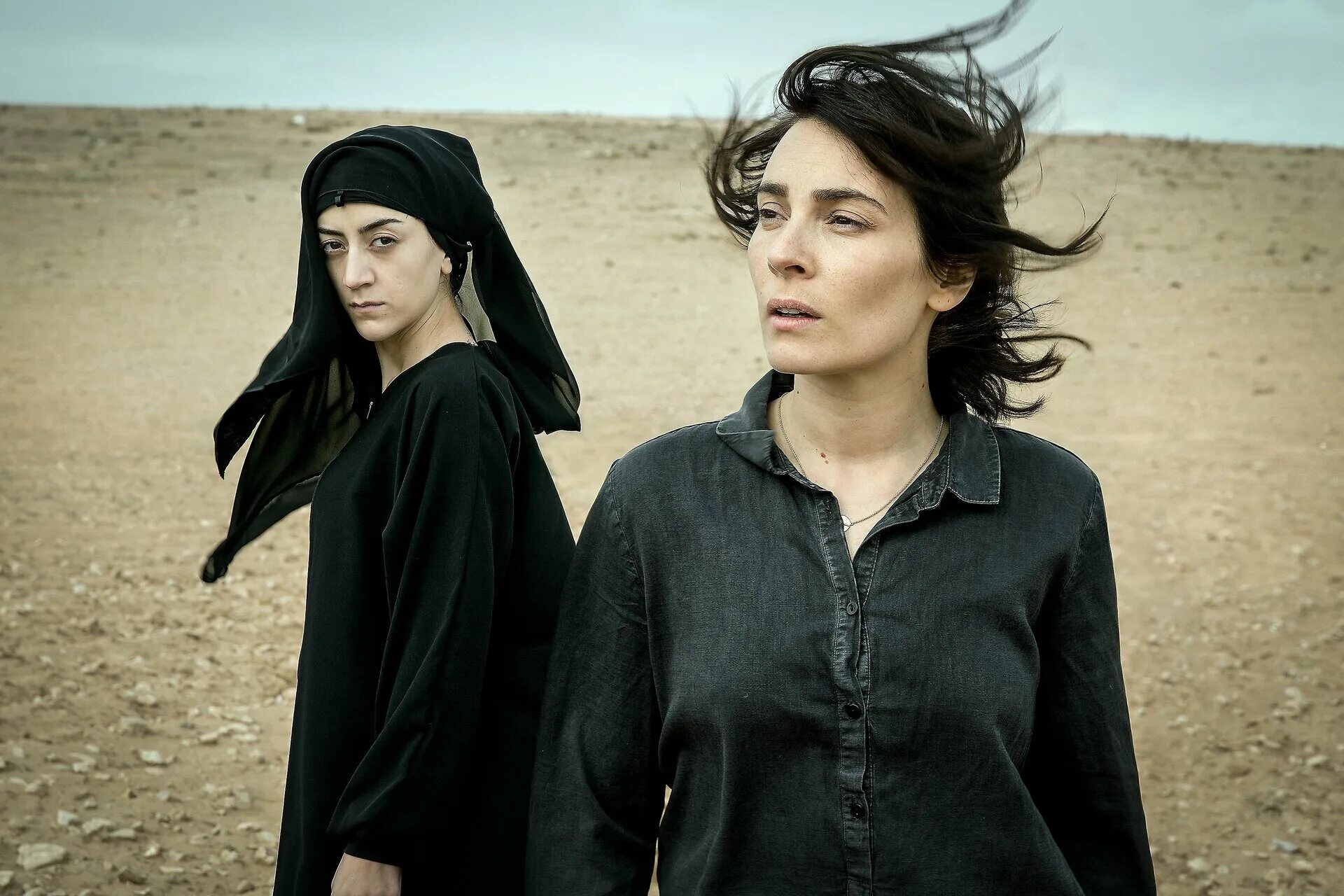 сериал халифат хусам. халифат (kalifat) 2020-. халифат нетфликс постер. халифат (kalifat) 2020-. халифат сериал.