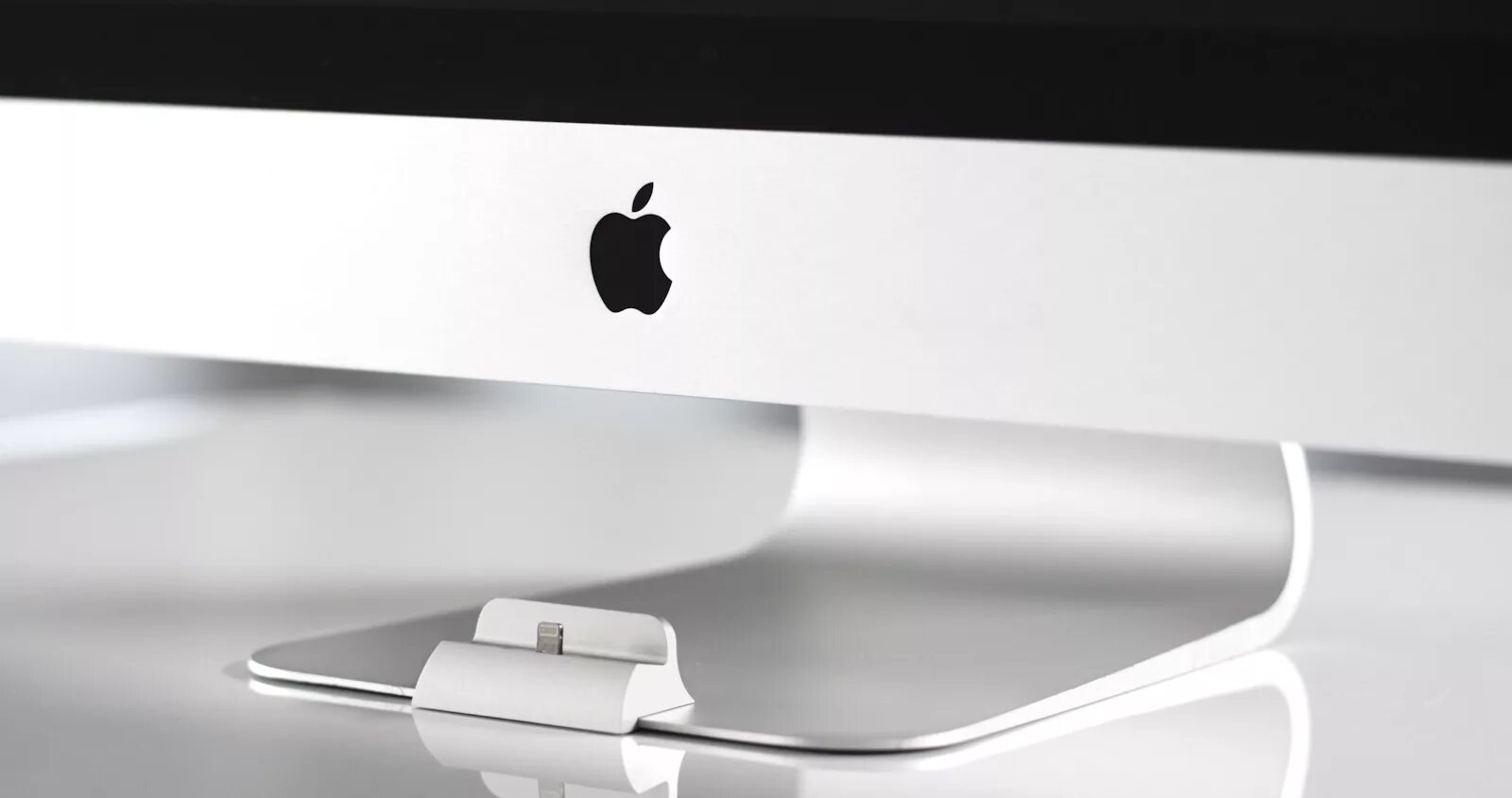 Usb c imac. Hdd док-станция apple imac. док станция для imac 24 2025. подставка для imac 2025. подставка аймака м1.