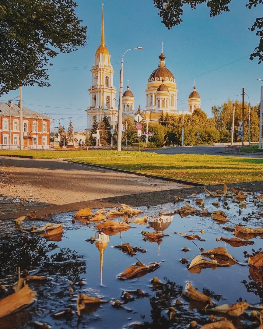 Рыбинское видео. Город Рыбинск Московская область. Осенний Рыбинск. Рыбинск лето.