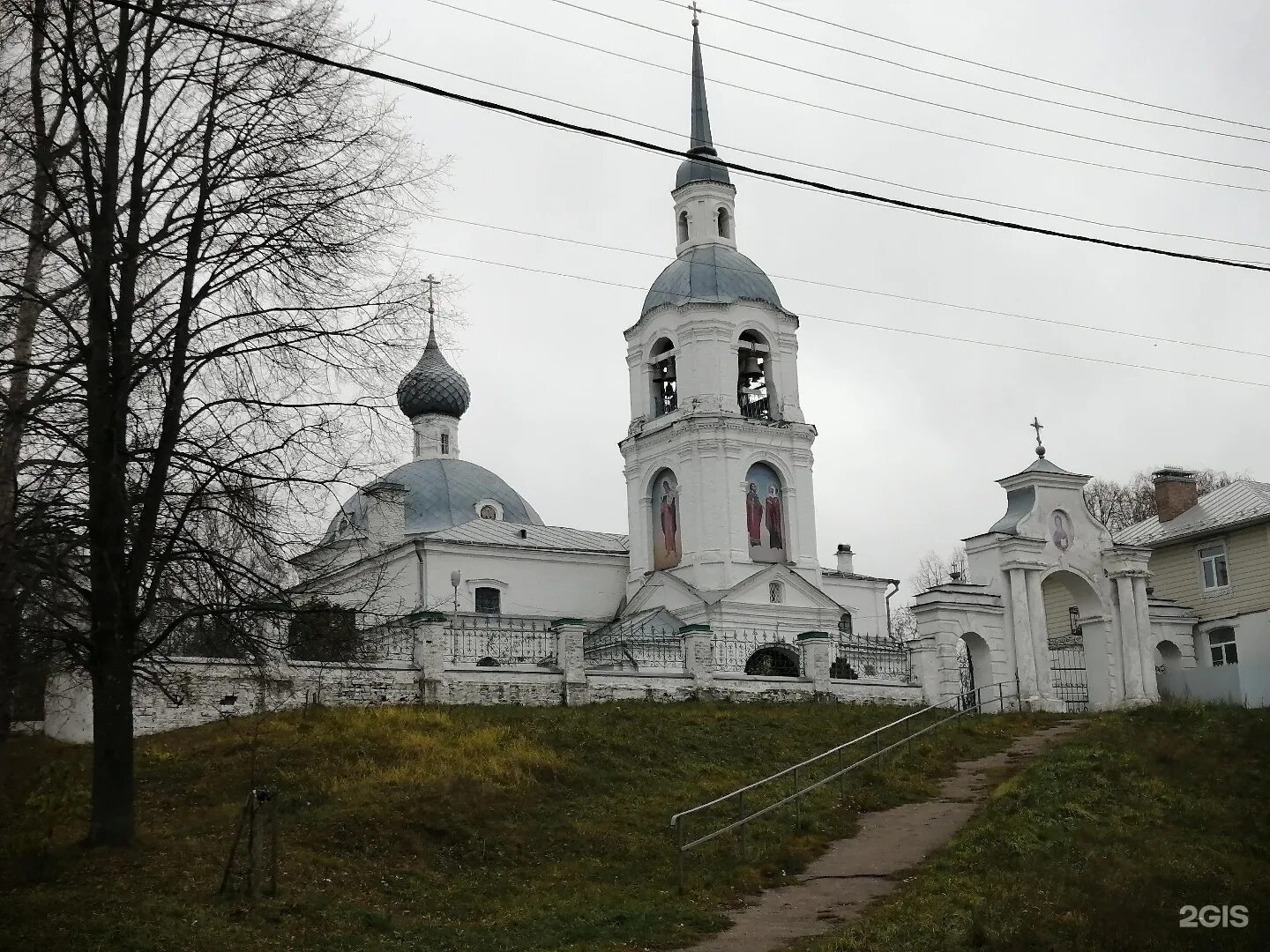 церковь александра и антонины кострома. церковь в селище кострома. храм александры и антонины кострома. церковь в селище кострома. церковь святых мучеников александра и антонины римских кострома.