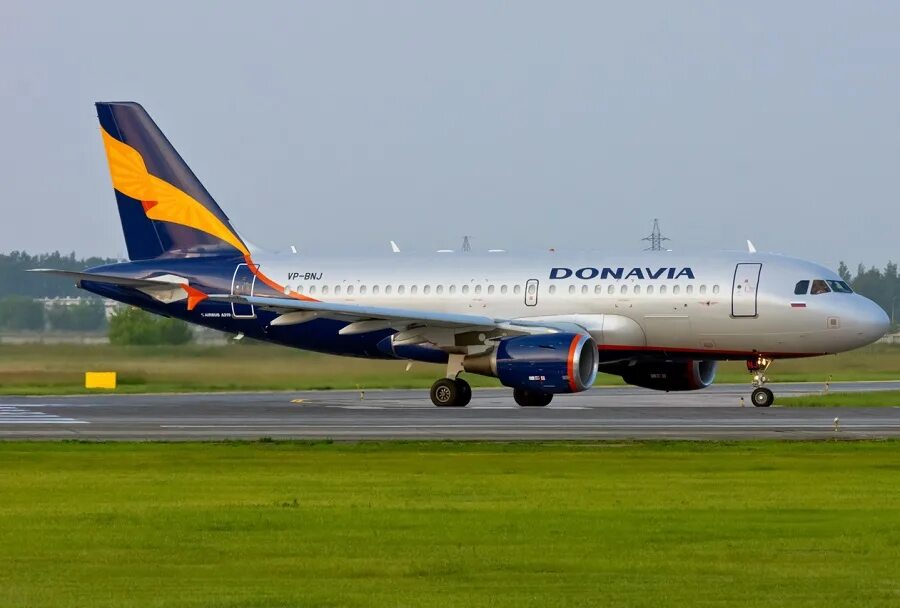 Донские авиалинии. Боинг 737 400 аэрофлот. А319 донавиа. Дона авиа. Airbus a319 самолет.
