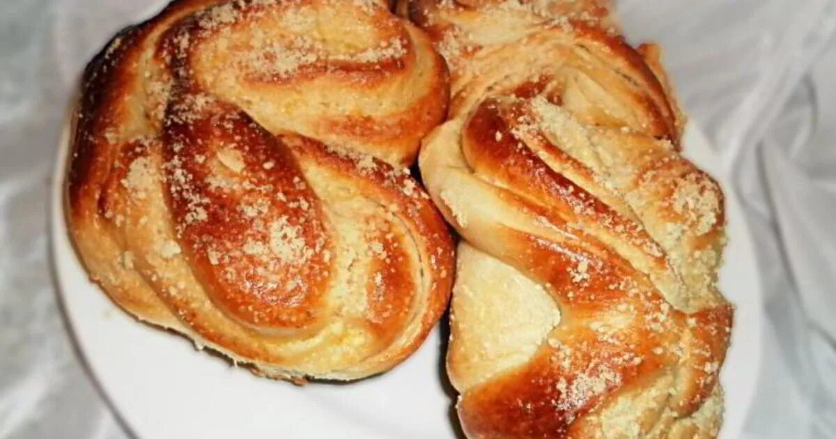 Сахарные булочки. Плюшки московские на молоке. Сахарные плюшки. Плюшка московская фото. Плюшка московская.