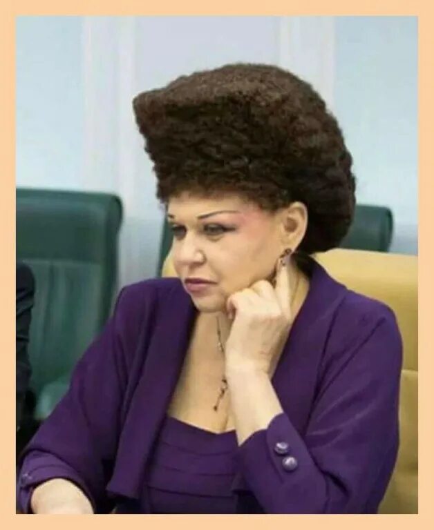 Со странной прической. Прическа депутата валентины петренко. Прическа депутата валентины петренко. Прическа депутата валентины петренко. Прическа депутата валентины петренко.